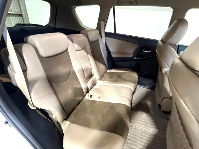 �L�X�Ƃ���2��ڃV�[�g�͋��Z���������A���S�n�����K!�F�B��Ƒ��Ƃ̂��o�����ɂ҂�����ł��B�x�r�[�V�[�g��`���C���h�V�[�g�g�p�������K�ɂ��߂�������������\���ȋ�Ԃ��m�ۂ��Ă��܂��B