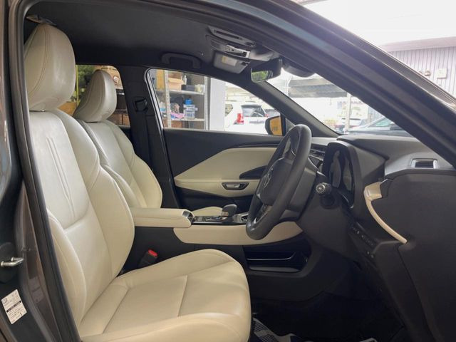 �y���烌�U�[�V�[�g�z����̂ӂ���肪�e�ՂŃ����e�i���X�����ȒP�ȁA�@�\���ɗD��鍇����v���̗p�����㎿�ȃV�[�g�ł��B����S�n���悭�A���������ӂ��S�n�ǂ��ԓ���Ԃ����o���Ă���܂��B