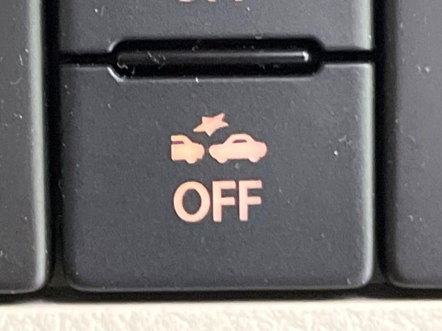 �y�X�Y�L �Z�[�t�e�B�T�|�[�g�z���s���ɑO���̎ԗ�����F�����A�Փ˂������Ȏ��͌x��ƃu���[�L�ŏՓˉ���Ɣ�Q�y�����A�V�X�g�B�����S�Ƀh���C�u�����y���݂��������܂��B