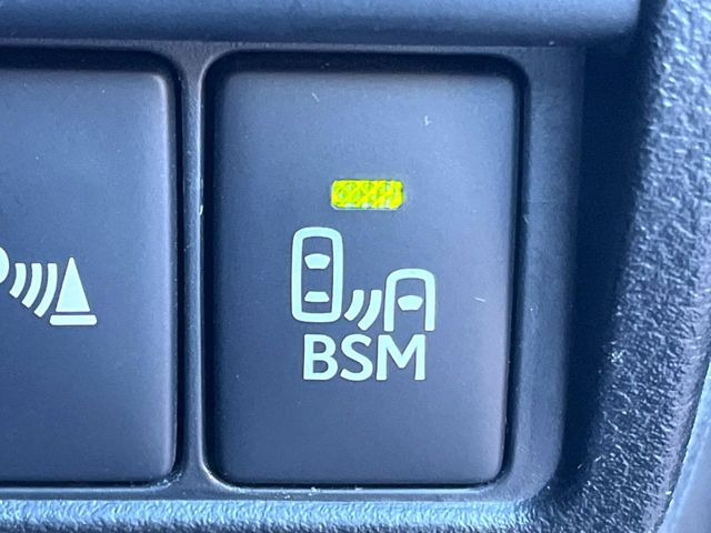 �y�u���C���h�X�|�b�g���j�^�[�z���s���A�h�A�~���[�̎��p�ɂȂ�₷���ӏ��Ɍ㑱�Ԃ��ڋ߂���ƃT�C�h�~���[�̃����Y�Ɍx����\��!�h���C�o�[�ɒ��ӊ��N�����Ă���܂��B