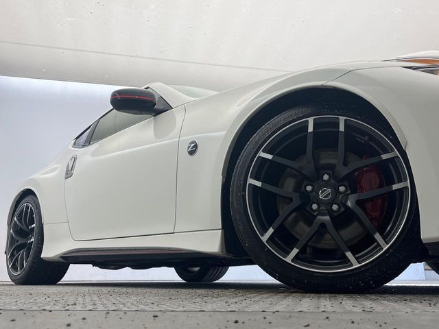 �y�O���[�h��p����19�C���`�A���~�z�C�[���z�f�U�C�����̍��������A���~�z�C�[���𑕒����Ă���܂��B�e��ЊO�A���~�z�C�[����A�X�^�b�h���X�^�C�����戵�����Ă���܂��B���񂲑��k����������