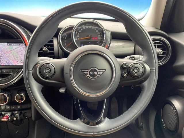 ���n���h�����̃X�������Ȃ��A���ꂢ�ȏ�Ԃ��ێ����Ă���܂��B�e�X�C�b�`���̓�����m�F�ς݂ł��B