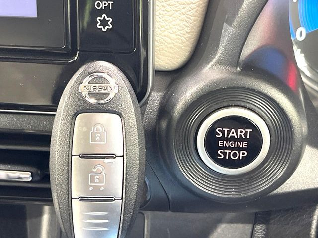 �y�C���e���W�F���g�L�[�z�J�o����|�P�b�g�ɓ��ꂽ�܂܂ł��h�A�̎{���E�������\�ȃX�}�[�g�L�[�𑕔��B�G���W���̃I���E�I�t�����J�M�����o���K�v����������Ƃ��Ă��֗��ł���