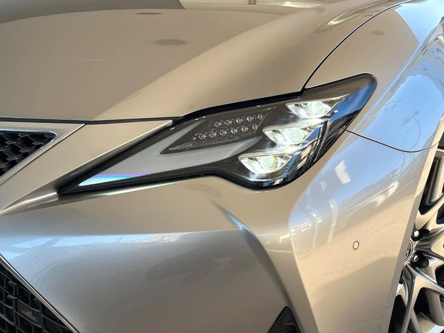 �y�O��LED�w�b�h���C�g�z�X�^�C���b�V���Ȍ����ڂ̎O��LED�w�b�h���C�g�𑕔���X�^�C�������łȂ��A��Ԃ̑��s�����E�ǍD�ň��S���Ă���肢�������܂��B