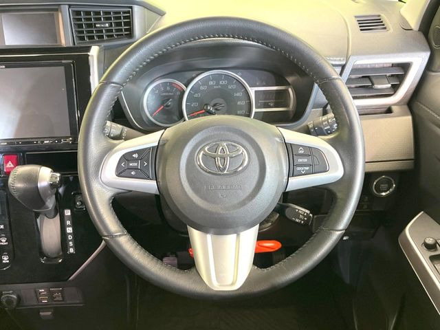 �y�����v�����X�e�A�����O�z�㎿�Ȋv���g�p���邱�ƂŁA��ɂ����������݂ƂĂ��^�]���₷���n���h���ł���