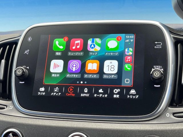 ��Apple Car Play:�X�}�z�Ƃ̗L���ڑ��ŁA�i�r�E�I�[�f�B�I�Đ��ȂǃX�}�z�̃A�v���@�\����ʂł��g����֗��@�\�ł�!