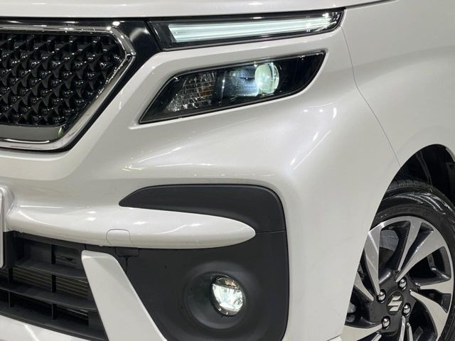 �yLED�w�b�h���C�g�z���V����ԑ��s�����ǍD�Ȏ��E���m�ۂ����S���ĉ^�]�ł��鍂�P�xLED�w�b�h���C�g�𑕔�!�_�����x�������A����d�͂��}�����Ă��܂��B