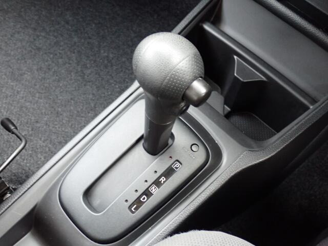 �V�t�g�m�u�̓X�����Ȃ��A���ꂢ�ȏ�Ԃł��B���ł��G��镔�������ꂢ���Ƒ�؂ɏ���Ă������Ƃ�������܂���B