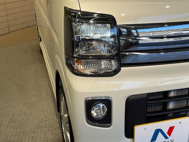 �yLED�w�b�h���C�g�z���V����ԑ��s�����ǍD�Ȏ��E���m�ۂ����S���ĉ^�]�ł��鍂�P�xLED�w�b�h���C�g�𑕔�!�_�����x�������A����d�͂��}�����Ă��܂��B