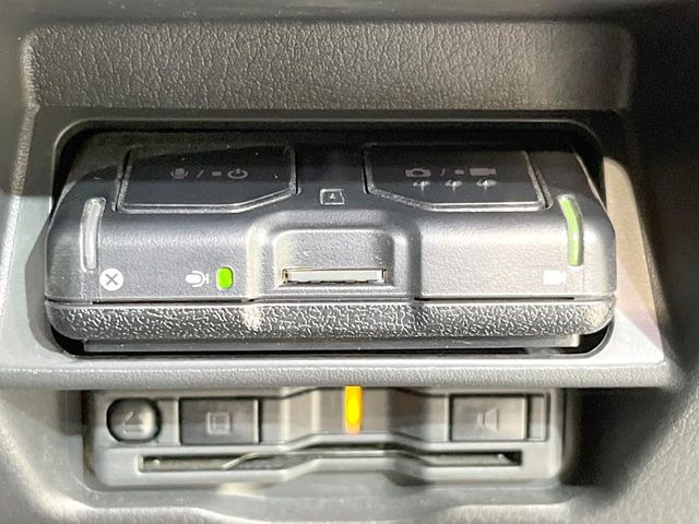 �y�h���C�u���R�[�_�[�z���S�E���S�ȃJ�[���C�t�ɕK�{�̃h���C�u���R�[�_�[�𑕔�!���s���͂������A������^�]�⎖�̂ɑ��������ۂ̏󋵂��f���ŋL�^���A����̃��X�N�ɔ����܂��B