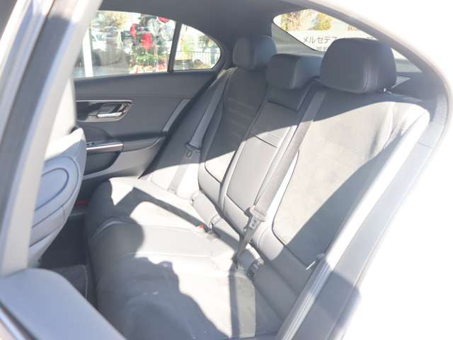 CクラスC220d アバンギャルド AMGラインパッケージ (ISG搭載モデル)