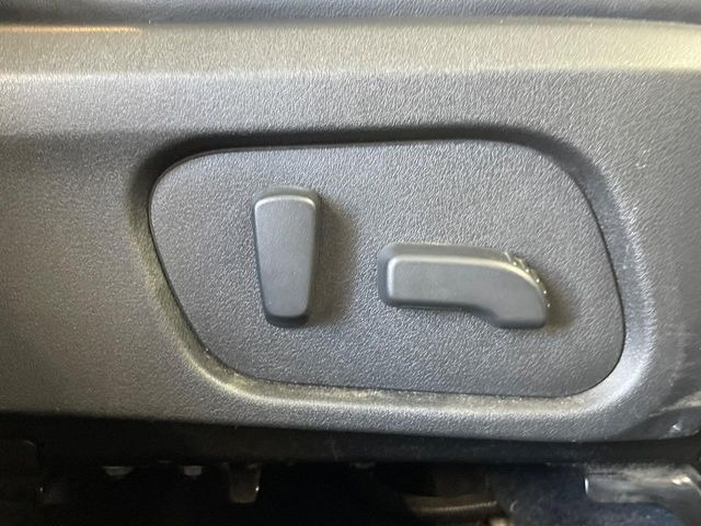 �y�p���[�V�[�g�z�X�C�b�`��ŊȒP�ɃV�[�g�̔��������\!�d��������͂�����܂���!�����ɍœK�ȃV�[�g�|�W�V�����ɃZ�b�g���āA���K�ȃh���C�u�����y���݂��������B