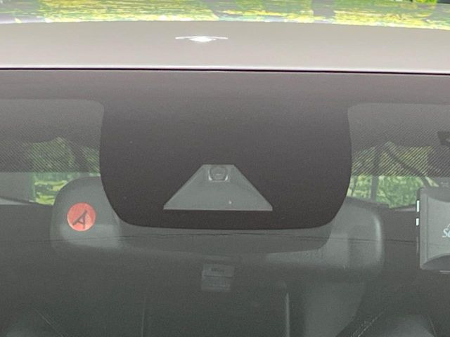 �y�g���^�Z�[�t�e�B�Z���X�z���s���ɑO���̎ԗ�����F�����A�Փ˂������Ȏ��͌x��ƃu���[�L�ŏՓˉ���Ɣ�Q�y�����A�V�X�g�B�����S�Ƀh���C�u�����y���݂��������܂��B