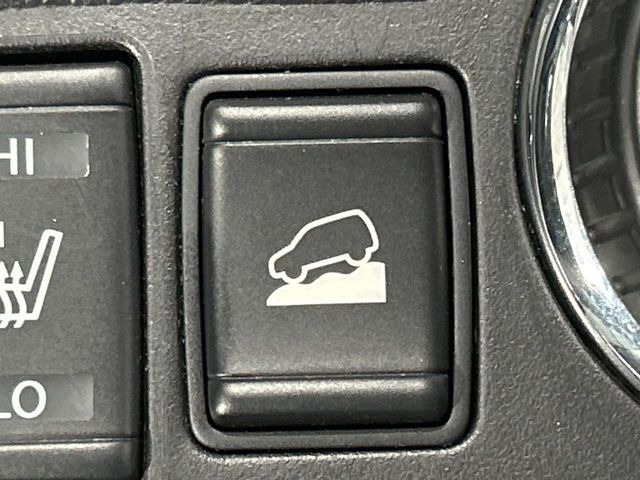 �y�_�E���q���A�V�X�g�z�}�ȍ⓹������Ƃ��Ɏ����Ńu���[�L�𐧌�A���̒ᑬ�x��ۂ��܂��B�ᓹ�∫�H�ȂǊ���₷���H�ʂ̉����ł��^�C�������b�N���Ȃ�������S!�n���h������ɏW���ł��܂�!