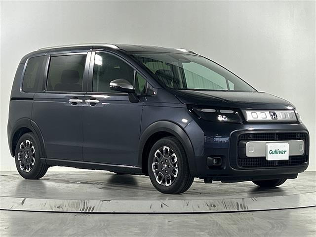 フリード1.5 e:HEV クロスター