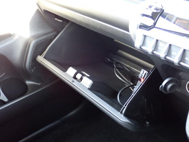 ���[�����Ղ�O���[�u�{�b�N�X�B