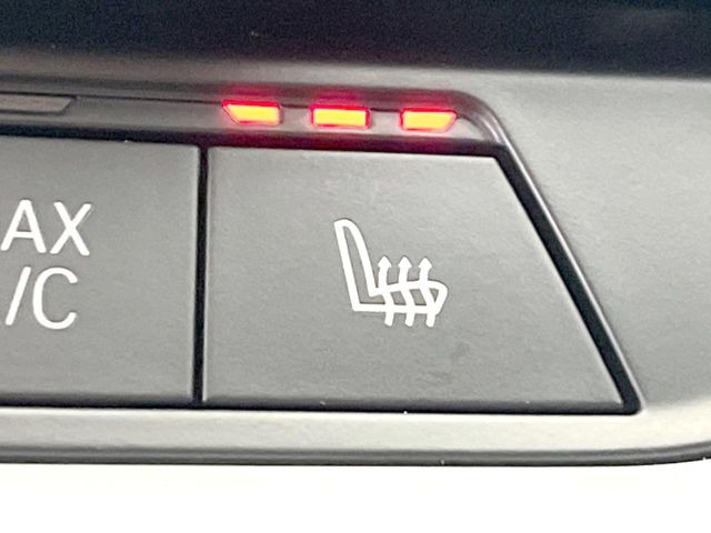 ���t�����g�V�[�g�q�[�e�B���O:�^�]�ȁE����ȋ��ɎO�i�K�Œ��߂��\�ȃV�[�g�q�[�^�[�𑕔����Ă���܂��B�G�߂��킸���K�ɂ��g�p���������܂��B