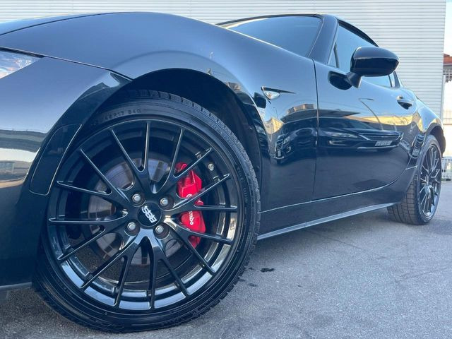 �y�����I�v�V����BBS��17�C���`�A���~�z�C�[���z�����I�v�V�����z�C�[���𑕒��B���s���\�̌���ɉ����A�O�ς����X�^�C���b�V���ɂȂ��Ă��܂��B