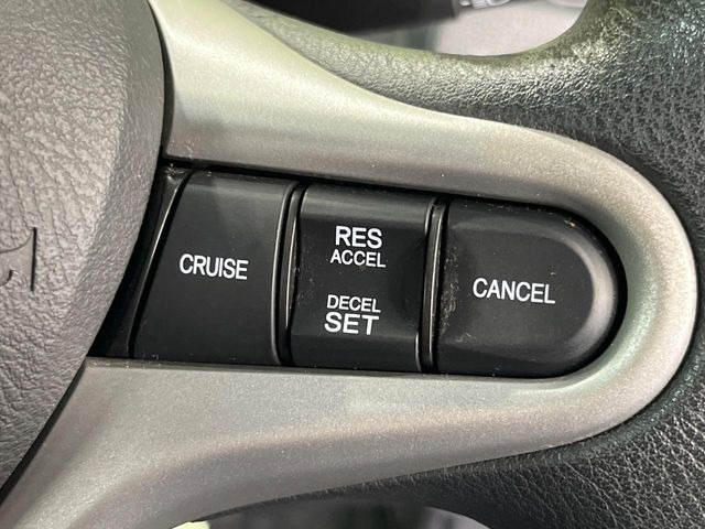 �y�N���[�Y�R���g���[���z�������H�����N���N���s�B�A�N�Z���𗣂��Ă���葬�x�ő��s���ł��A�������^�]���̕��S���y��!�����E�������ȒP�ȃX�C�b�`����Œ����ł��܂��B