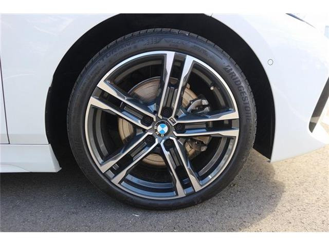 ���Ǝҗl�ւ̔̔��͂��f�肳���Ă��������܂��B �Ԍ������ԗ��̏ꍇ�́A�Ԍ����擾�������x�������z�ŕ\�����Ă���܂��B