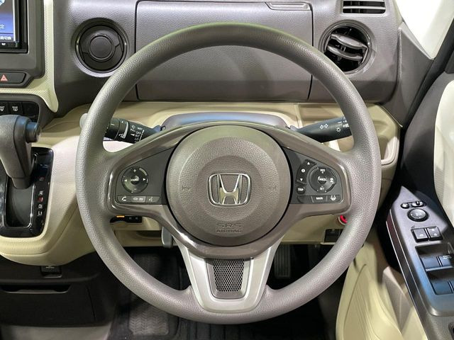 �y�X�e�A�����O�X�C�b�`�z�^�]���A�O������ڐ������炷���ƂȂ��A�I�[�f�B�I���̑��삪�\�ȕ֗��@�\!���S&���K�ȃh���C�u�����o���Ă���܂���