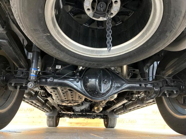 ����肪���ꂢ�Ȃ����ɁA�h�K���H�̎{�H���I�X�X���B�~��n��͂������A���ݕ��ɂ��Z���̕���A��Ń}�����E�E�B���^�[�X�|�[�c���������ɂ��D�]���������Ă���܂��B