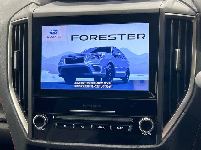 �y�����i�r�z�l�C�̏����i�r�𑕔����Ă���܂��B�i�r�̎g���₷���͂������A�I�[�f�B�I�@�\���[��!�L�����v�◷�s�͂������A�ʋ΂┃�����ȂǕ��i�̃h���C�u���y�����Ȃ�͂���