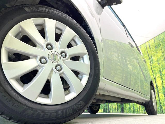 �y����14�C���`�A���~�z�C�[���z�O�ςɃ}�b�`���������A���~�z�C�[���𑕒����Ă���܂��B�e��ЊO�A���~�z�C�[����A�X�^�b�h���X�^�C�����戵�����Ă���܂��B���񂲑��k����������