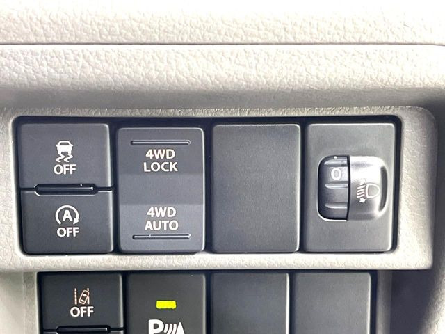 �y�A�C�h�����O�X�g�b�v�z�ԐM����a�؂Œ�Ԃ����ۂɃG���W�����~���A���ʂȔR���̏����}���܂��B�R��������ی�ɂȂ���@�\��G���W���̓u���[�L�𗣂��΍Ďn�����܂��B