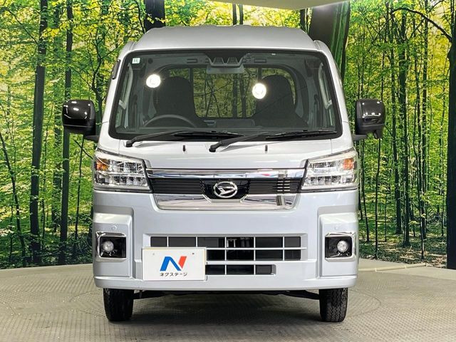 ���Ђł́A�S�ԁw�C�����Ȃ��x�̂��Ԃ̂ݎ�舵���Ă���܂��B��C�o�C���[�ɂ�錵�I�����d����̌�A���Ɍ�̎ԗ��`�F�b�N���s���A�l�N�X�e�[�W���F�肵�����i���Ȓ��ÎԂ����񋟂��Ă���܂��B