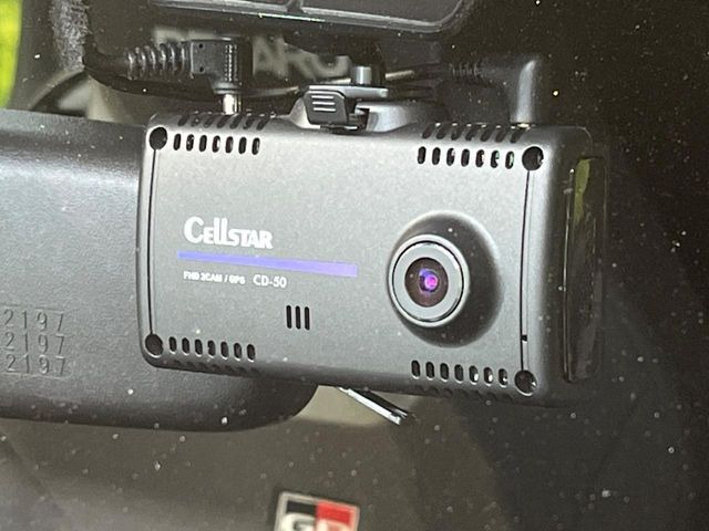 �y�h���C�u���R�[�_�[�z���S�E���S�ȃJ�[���C�t�ɕK�{�̃h���C�u���R�[�_�[�𑕔�!���s���͂������A������^�]�⎖�̂ɑ��������ۂ̏󋵂��f���ŋL�^���A����̃��X�N�ɔ����܂��B