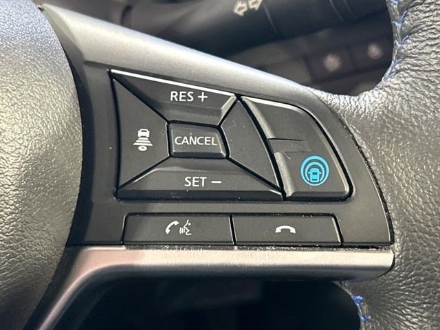 �y�v���p�C���b�g�z�������H�ł̒��������s���y��!!�a�؎��Ə��񑖍s�̃V�[���ŁA�A�N�Z���E�u���[�L�E�X�e�A�����O�������Ő��䂵�A�������^�]�̕��S���y�����Ă���܂���