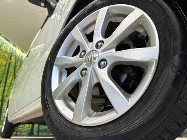 �y����14�C���`�A���~�z�C�[���z�O�ςɃ}�b�`���������A���~�z�C�[���𑕒����Ă���܂��B�e��ЊO�A���~�z�C�[����A�X�^�b�h���X�^�C�����戵�����Ă���܂��B���񂲑��k����������