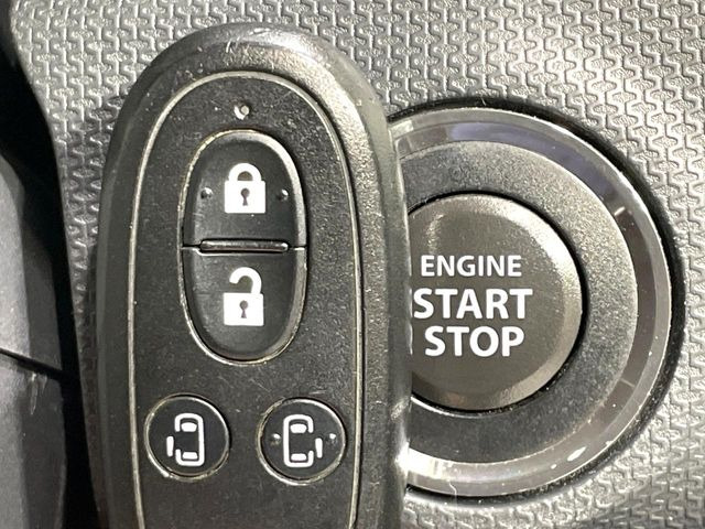 �y�I�y���[�V�����L�[�z�J�o����|�P�b�g�ɓ��ꂽ�܂܂ł��h�A�̎{���E�������\�ȃX�}�[�g�L�[�𑕔��B�G���W���̃I���E�I�t�����J�M�����o���K�v����������Ƃ��Ă��֗��ł���