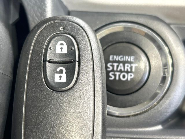 �y�C���e���W�F���g�L�[�z�J�o����|�P�b�g�ɓ��ꂽ�܂܂ł��h�A�̎{���E�������\�ȃX�}�[�g�L�[�𑕔��B�G���W���̃I���E�I�t�����J�M�����o���K�v����������Ƃ��Ă��֗��ł���