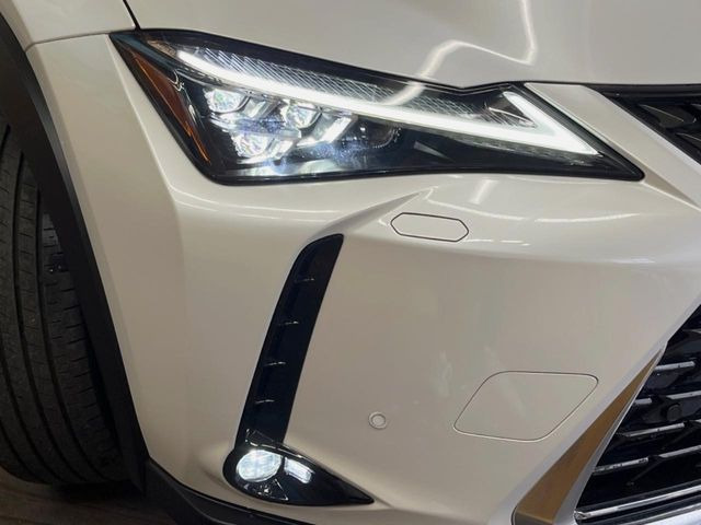 �y�O��LED�w�b�h���C�g�z�X�^�C���b�V���Ȍ����ڂ̎O��LED�w�b�h���C�g�𑕔���X�^�C�������łȂ��A��Ԃ̑��s�����E�ǍD�ň��S���Ă���肢�������܂��B