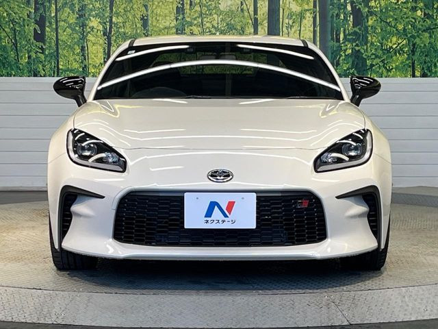 ���Ђł́A�S�ԁw�C�����Ȃ��x�̂��Ԃ̂ݎ�舵���Ă���܂��B��C�o�C���[�ɂ�錵�I�����d����̌�A���Ɍ�̎ԗ��`�F�b�N���s���A�l�N�X�e�[�W���F�肵�����i���Ȓ��ÎԂ����񋟂��Ă���܂��B