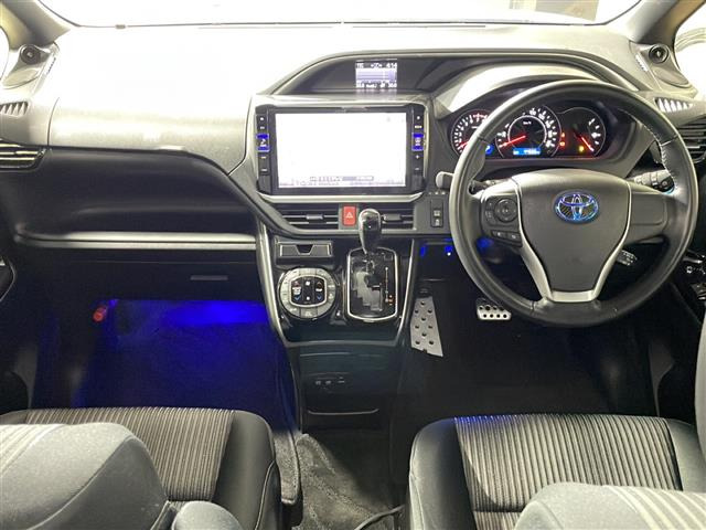 ヴォクシー2.0 ZS 煌