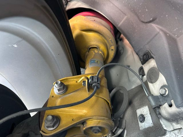 �y�r���V���^�C�����_���p�[�z�������s���̎ԗ����萫�����コ���Ă����l�C�̑����B�X���̏��S�n���]���ɂ����A�X�|�[�e�B�ȑ��s�����y���݂��������܂���