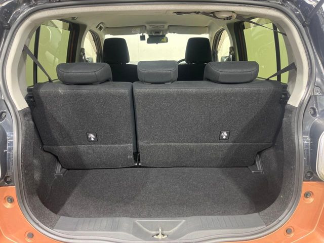 ���i�̂���������ʋ΁A���}���ɏ\���ȉ׎��X�y�[�X���m�ۂ��Ă���܂��B�Z�J���h�V�[�g��|���ƁA�傫�ȉו��̐ύڂ��\�ł���