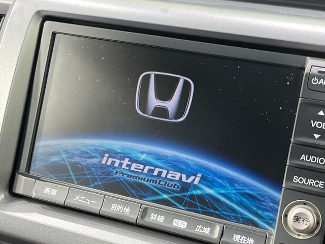 �y�����i�r�z�l�C�̏����i�r�𑕔����Ă���܂��B�i�r�̎g���₷���͂������A�I�[�f�B�I�@�\���[��!�L�����v�◷�s�͂������A�ʋ΂┃�����ȂǕ��i�̃h���C�u���y�����Ȃ�͂���