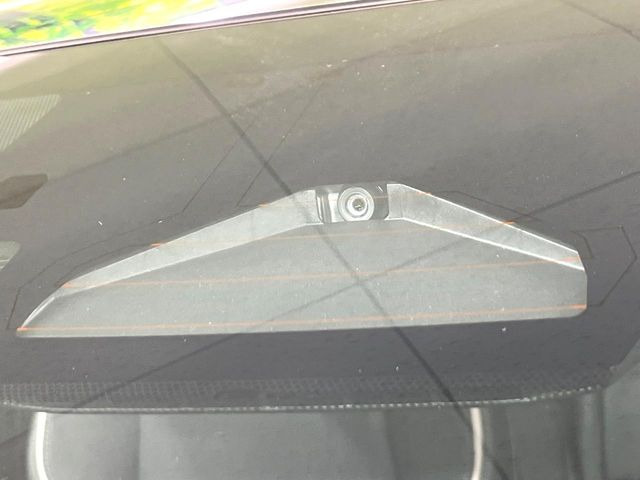 �y�g���^�Z�[�t�e�B�Z���X�z���s���ɑO���̎ԗ�����F�����A�Փ˂������Ȏ��͌x��ƃu���[�L�ŏՓˉ���Ɣ�Q�y�����A�V�X�g�B�����S�Ƀh���C�u�����y���݂��������܂��B