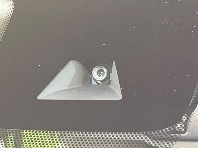 �y�O�He-Assist�z���s���ɑO���̎ԗ�����F�����A�Փ˂������Ȏ��͌x��ƃu���[�L�ŏՓˉ���Ɣ�Q�y�����A�V�X�g�B�����S�Ƀh���C�u�����y���݂��������܂��B