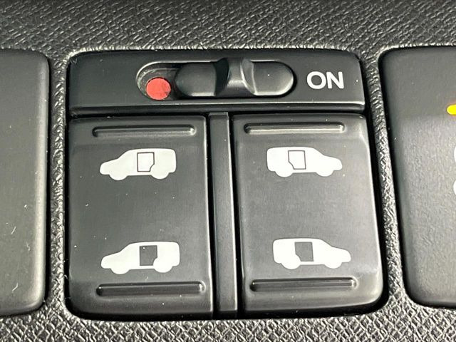 �y�����p���[�X���C�h�h�A�z�X�}�[�g�L�[��^�]�Ȃ̃X�C�b�`�Ō�ȗ����X���C�h�h�A�̊J���\���d��������͂����ăh�A���J����K�v�������A�����Ȃ��q�l�ł��ȒP�ɊJ���߂ł����K�ł���