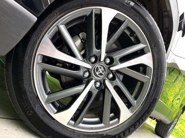 �y����18�C���`�A���~�z�C�[���z�O�ςɃ}�b�`���������A���~�z�C�[���𑕒����Ă���܂��B�e��ЊO�A���~�z�C�[����A�X�^�b�h���X�^�C�����戵�����Ă���܂��B���񂲑��k����������