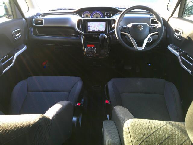 ���O���̐��|�E�{�f�B�R�[�e�B���O��CAR�N���[�j���O���Ǝ҂��{�H�������܂��̂ő�ϐ����B�I���b�N�X�����Ԃł݂͂Ȃ��܂ɉ��K�ȃh���C�u�����񑩁B