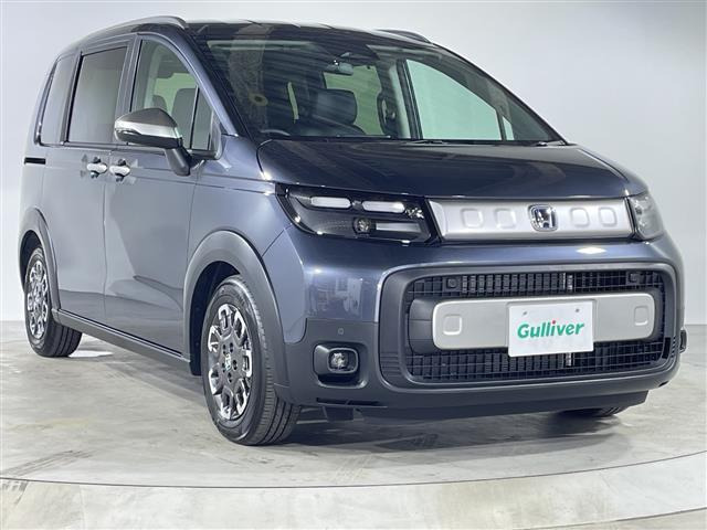 フリード1.5 e:HEV クロスター