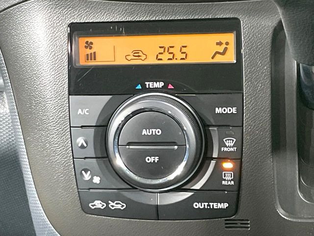 �y�I�[�g�G�A�R���z��x���D�݂̉��x�ɐݒ肷��΁A�ԓ��̉��x�����m�����ʂ≷�x�������Œ����B����&hellip;����&hellip;�Ɖ��x���X�C�b�`���������K�v�͂���܂���B���K�Ȏԓ���Ԃɂ͕K�{�̋@�\�ł��ˁ�