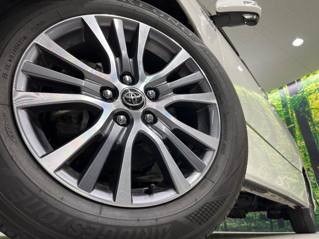 �y����17�C���`�A���~�z�C�[���z�O�ςɃ}�b�`���������A���~�z�C�[���𑕒����Ă���܂��B�e��ЊO�A���~�z�C�[����A�X�^�b�h���X�^�C�����戵�����Ă���܂��B���񂲑��k����������