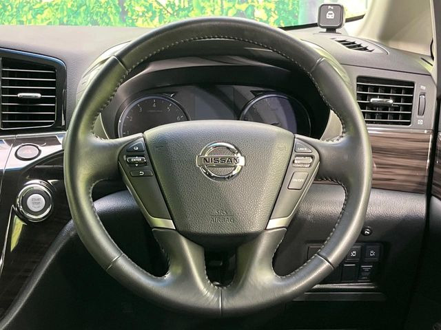 �y�X�e�A�����O�X�C�b�`�z�^�]���A�O������ڐ������炷���ƂȂ��A�I�[�f�B�I���̑��삪�\�ȕ֗��@�\!���S&���K�ȃh���C�u�����o���Ă���܂���